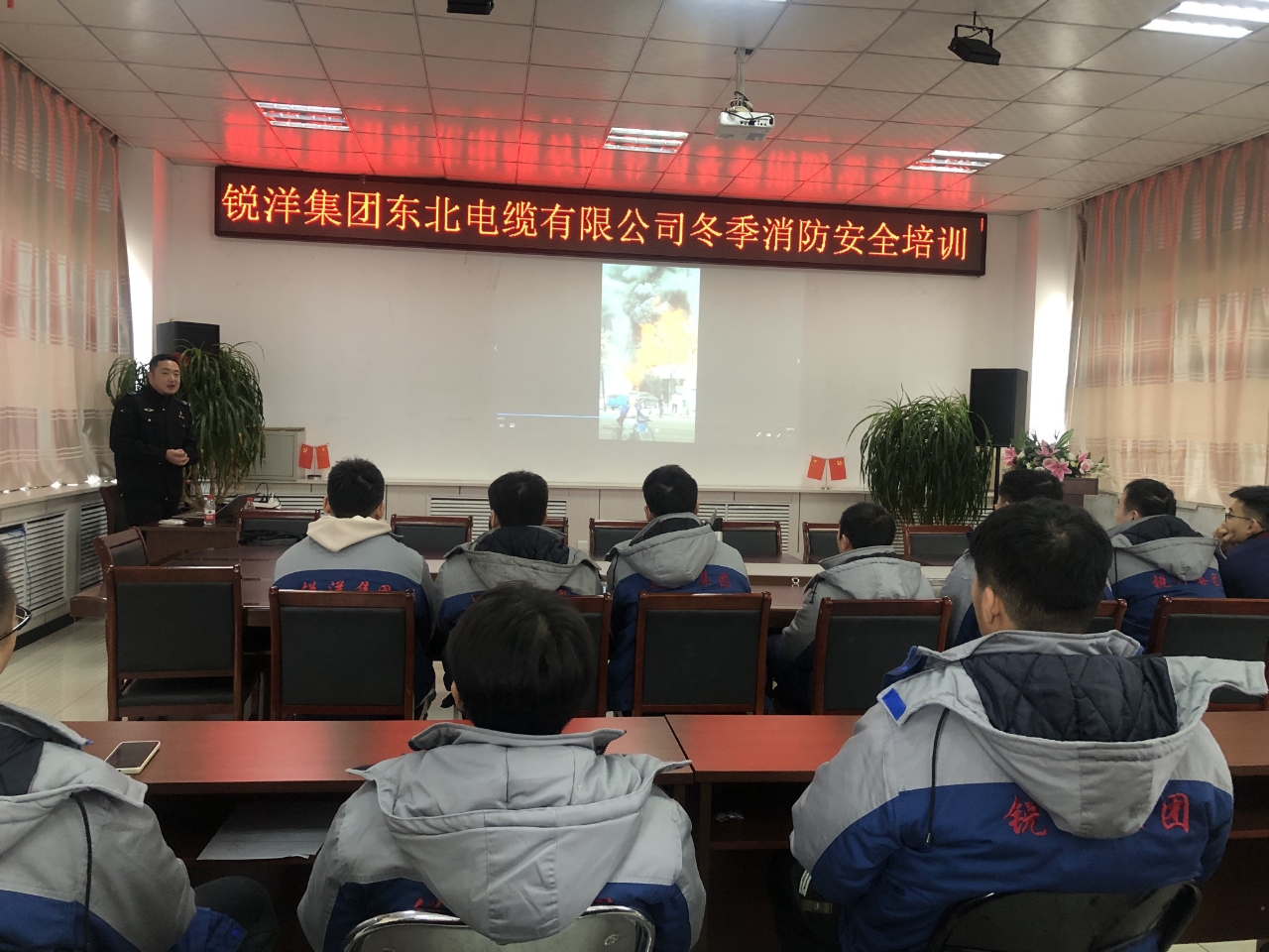 30fbdd8cff4f21fa0710ce0906a88689.jpg 30fbdd8cff4f21fa0710ce0906a88689.jpg